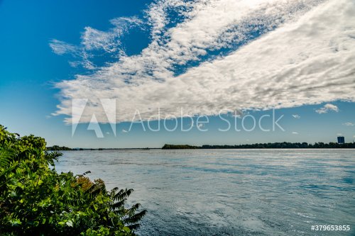 Scenic view of St. Lawrence river - 901157320