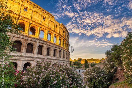 Rome Italy, city skyline at Rome Colosseum - 901157564