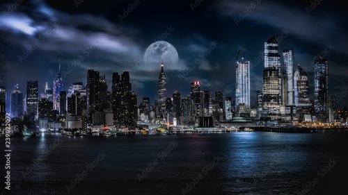 Manhattan skyline at dusk - 901157682
