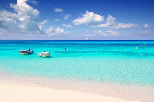 Illetas illetes beachn turquoise Formentera island