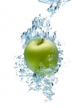 Green apple in water - 900179750