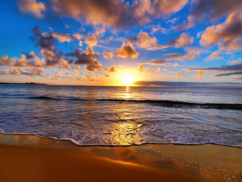 beautiful sunset on the Australian beach - 900345013
