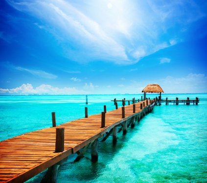 Vacation in Tropic Paradise. Jetty on Isla Mujeres, Mexico - 900417274