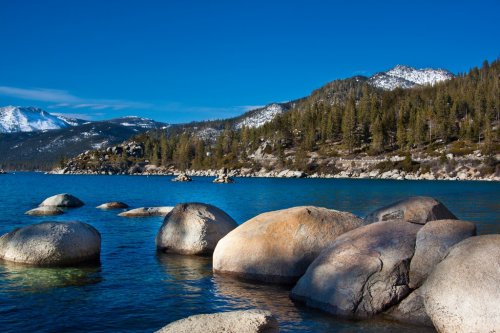 lake tahoe rocks - 900446523