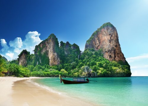 Railay beach in Krabi Thailand - 900967132