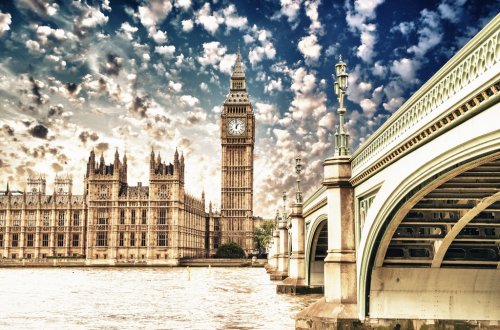 Landscape of Big Ben and Palace of Westminster with Bridge and T - 901139053