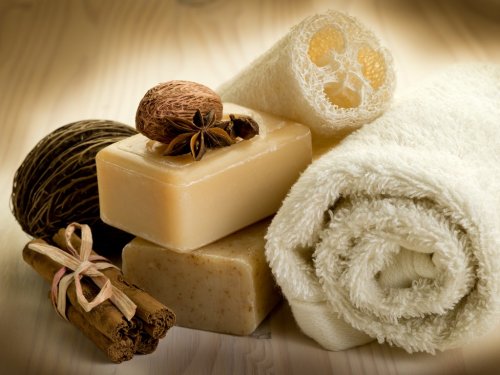 natural spices soap with bath accessories - 901140921