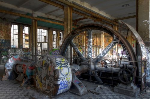 abandoned steam engine