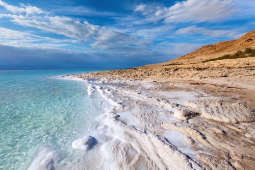 View of Dead sea coastline - 901149115
