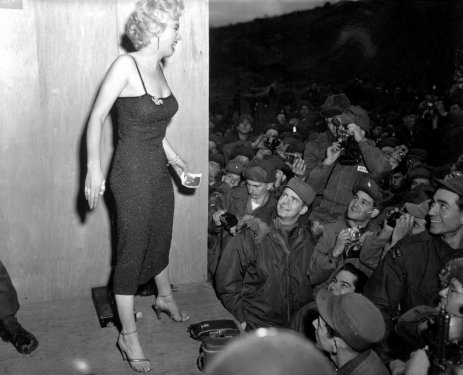 Marilyn Monroe Celebrity Woman Female Usa America - 901150171