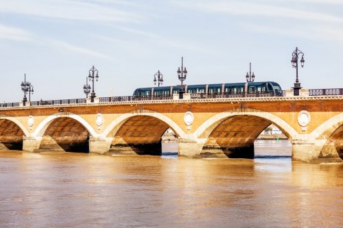 View on the famous saint Pierre bridge in Bordeaux city, France - 901150772