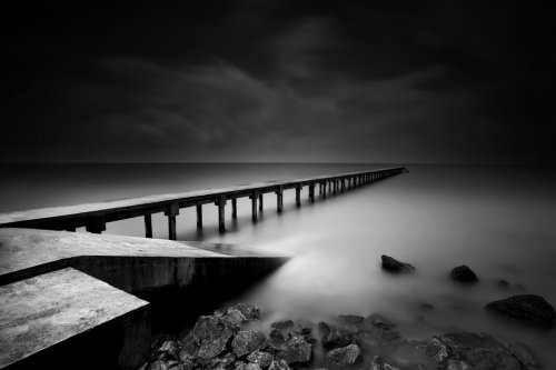 Jetty or Pier in black and white - 901152946