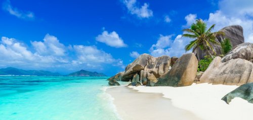 Tropical Paradise - Anse Source d'Argent - Beach on island La Digue in Seyche... - 901155517