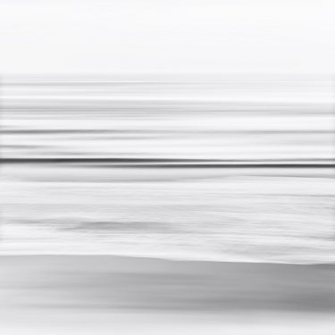 Black and White Blurred Seascape - 901155989