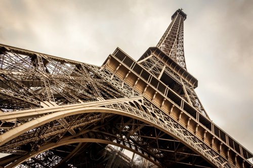 Paris Eiffel Tower - 901156318