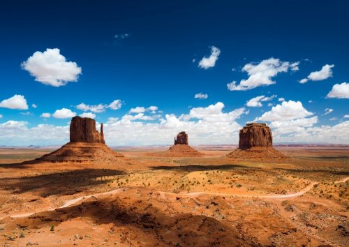 Desert, Canyon & Pyramid